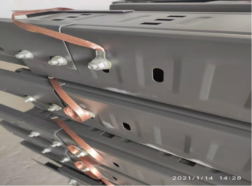 镀锌电缆桥架多少钱一米_热镀锌电缆桥架厂家_电缆镀锌架桥厂家热线电话