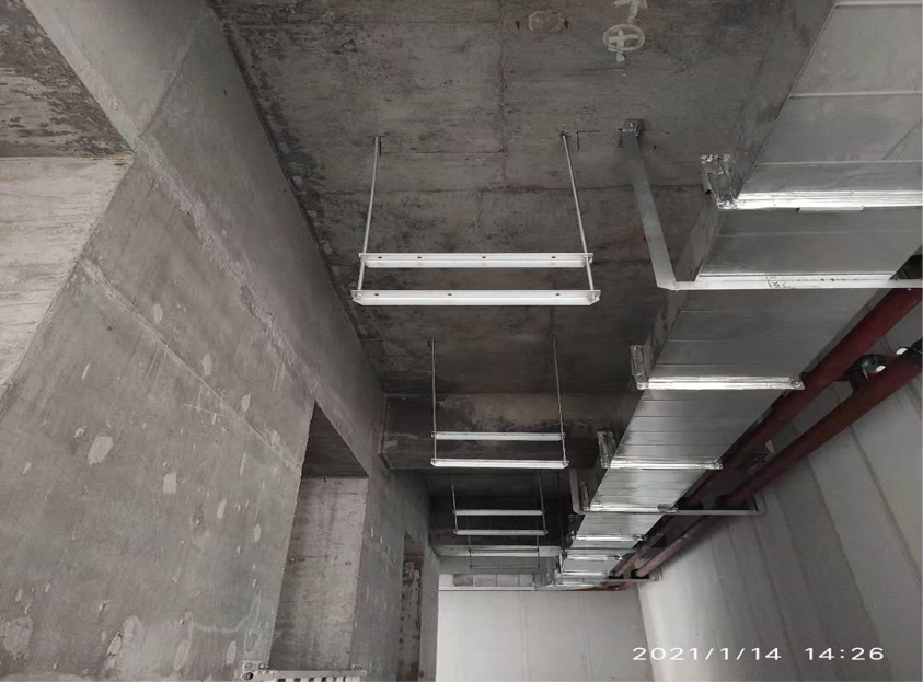 电缆镀锌架桥厂家热线电话_镀锌电缆桥架多少钱一米_热镀锌电缆桥架厂家