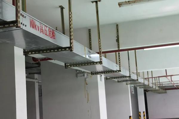 不锈钢桥架_不锈钢304桥架价格_不锈钢大桥