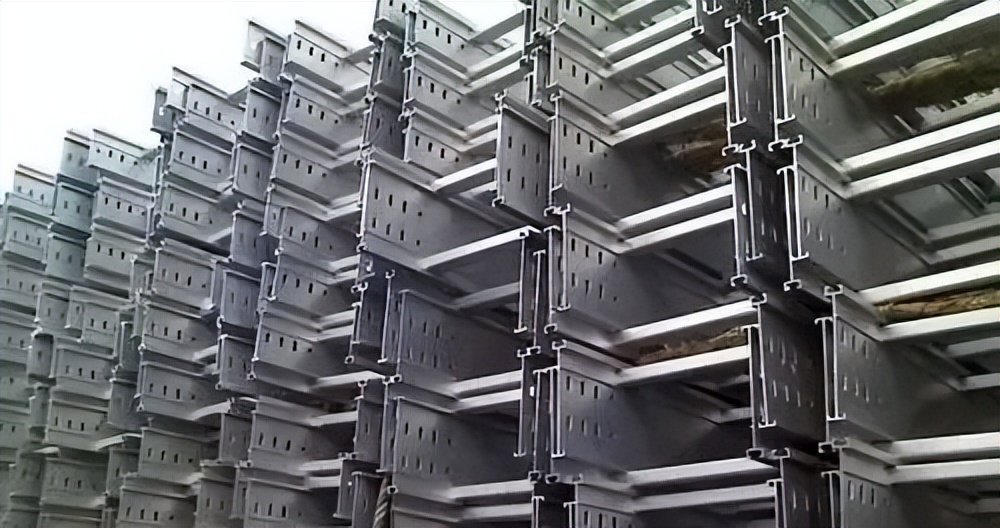 热浸锌桥架_热浸锌桥架的验收标准_热浸锌桥架和镀锌桥架的区别