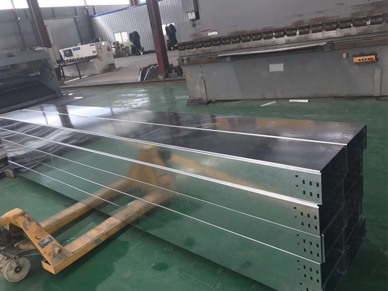 镀锌架桥厂家热线电话_热镀锌桥架厂家_镀锌桥架厂家价格