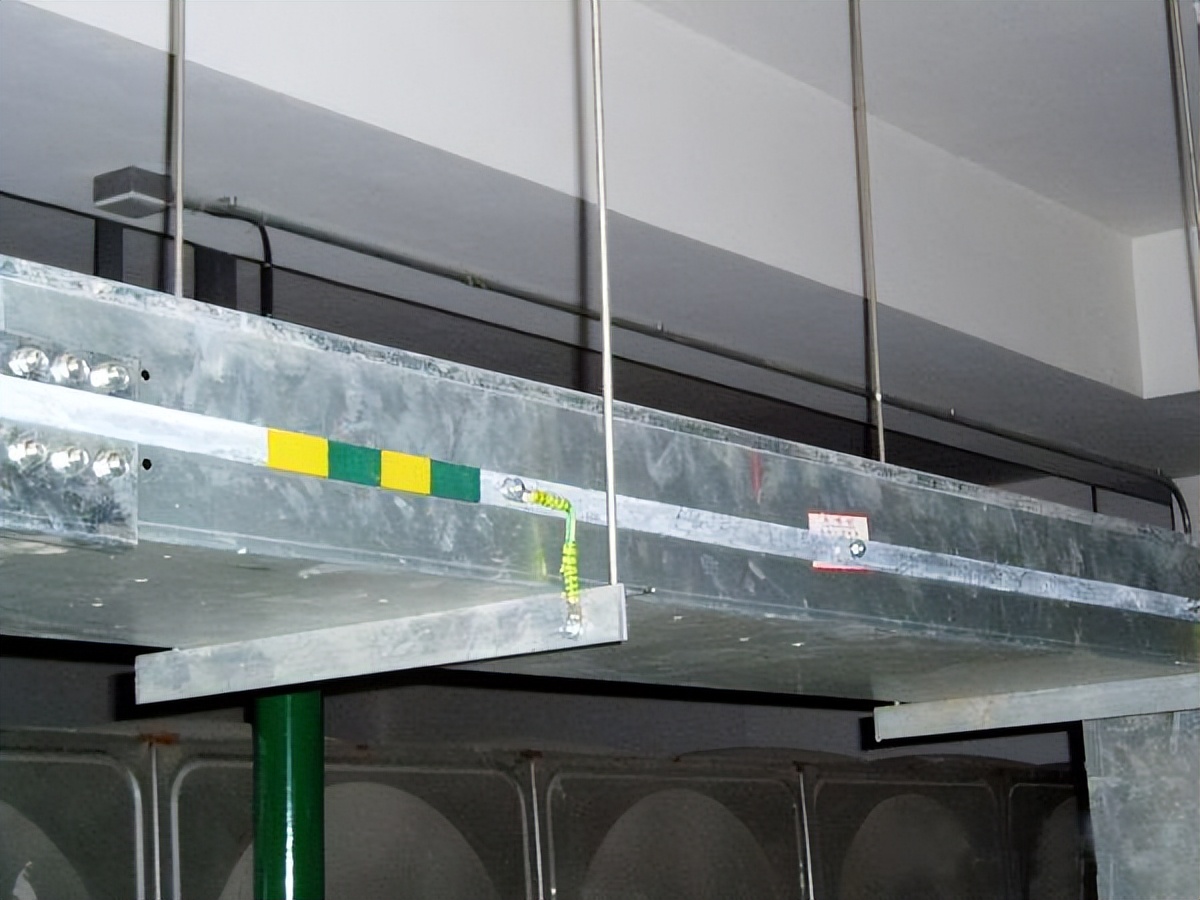 金属电缆桥架与接地干线相连接的几个问题