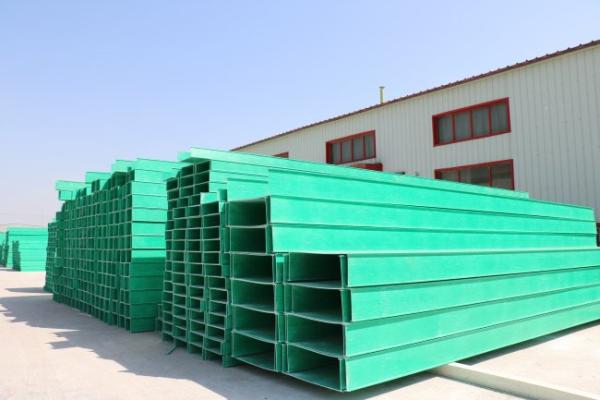 玻璃钢拉挤电缆桥架的应用是未来民展的必然