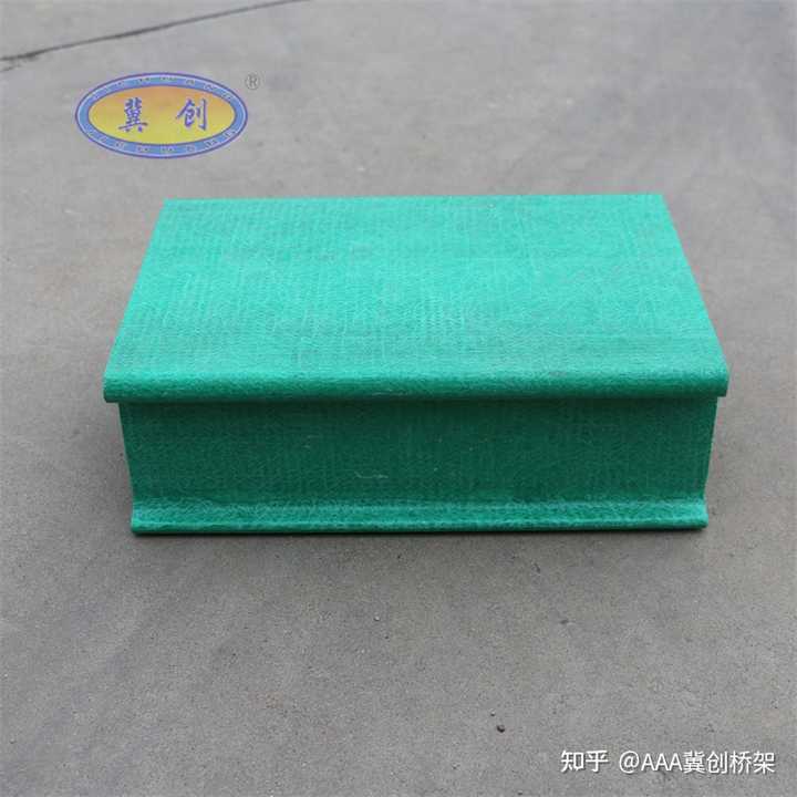 什么叫托盘式桥架_托盘式桥架是什么_托盘式桥架