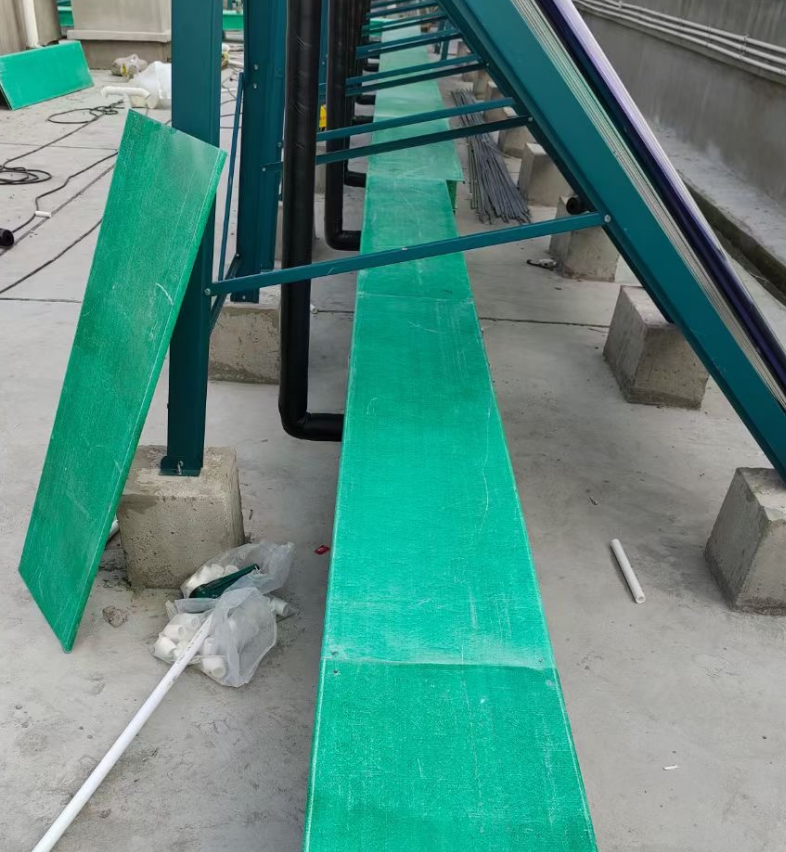 大电缆玻璃钢桥架_电缆架桥玻璃钢厚度标准_玻璃钢电缆桥架