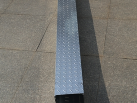 热浸锌桥架制造代理商,热镀锌桥架